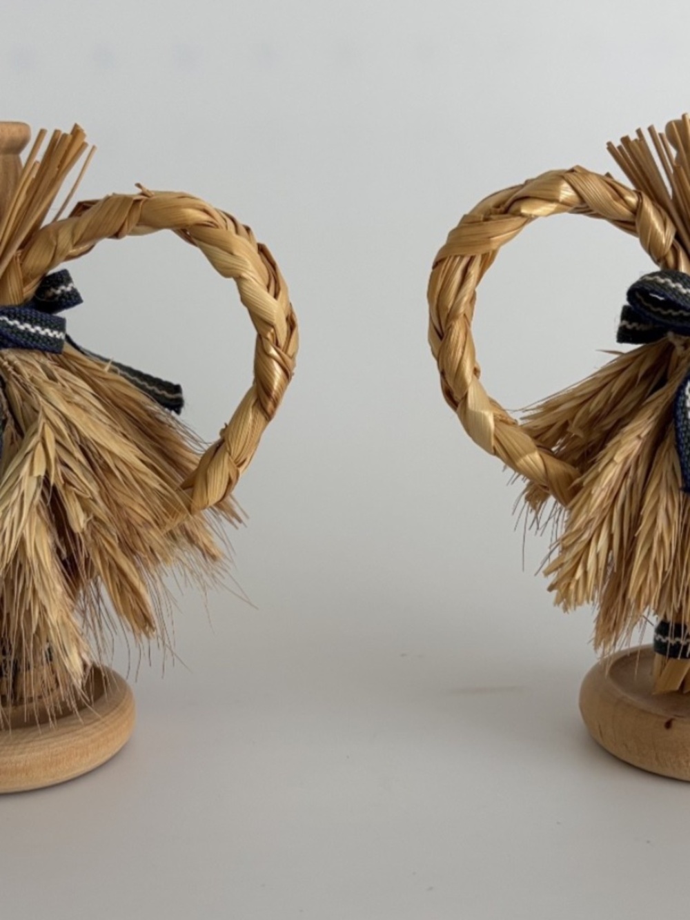 VTG Wheat Weaving Corn Heart Candle Holder Set of 2 Folk Art Rustic Decor